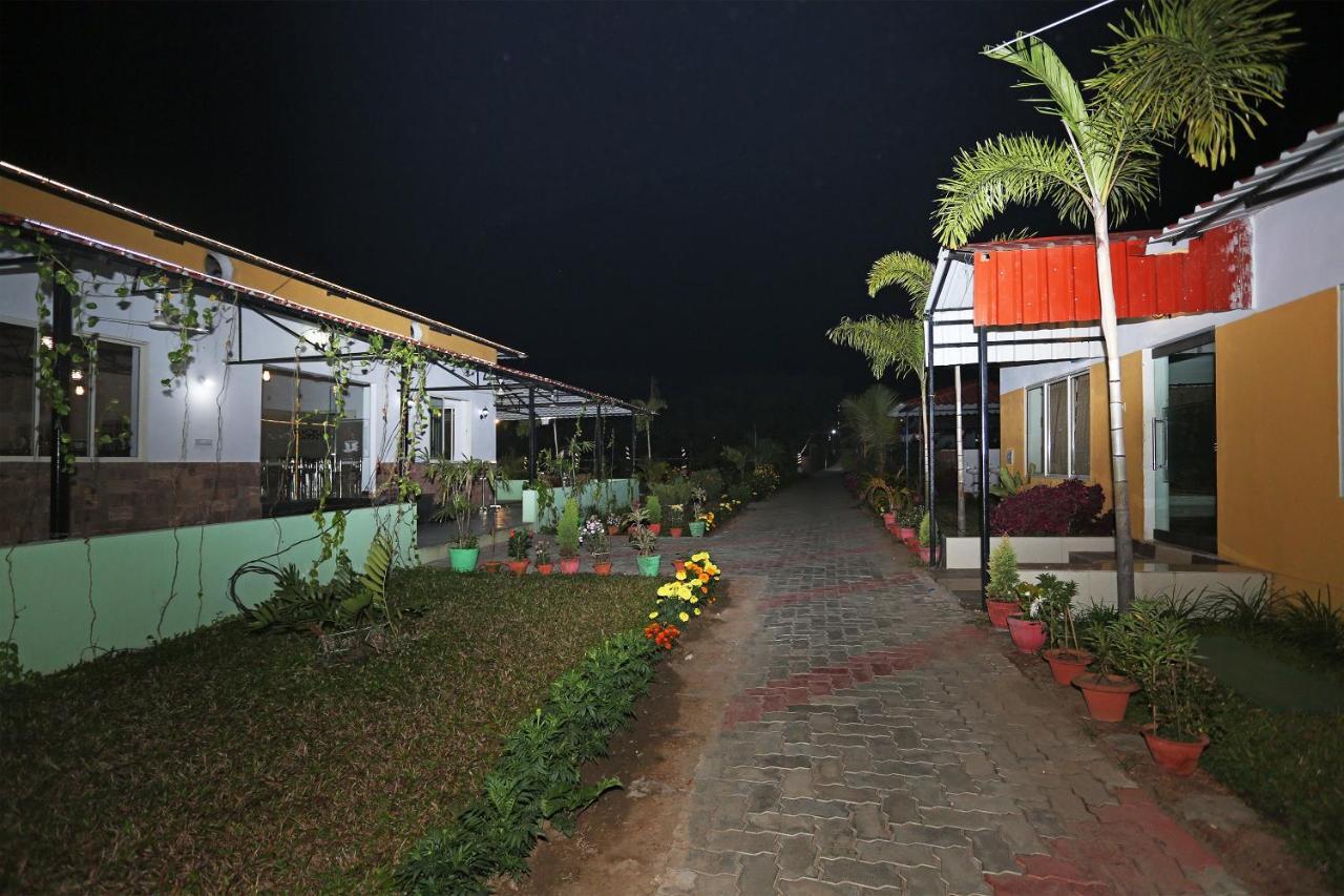 Oyo 26670 The Ranch Hotel Puri Exterior photo